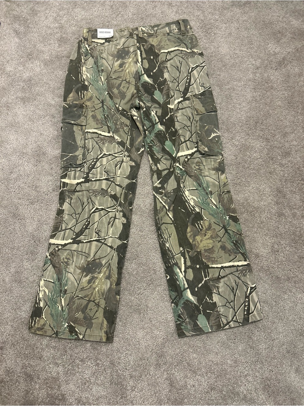 NWT Disclosure Camo Wide-Leg Cargo Pants sz:9/29 - Picture 4 of 10